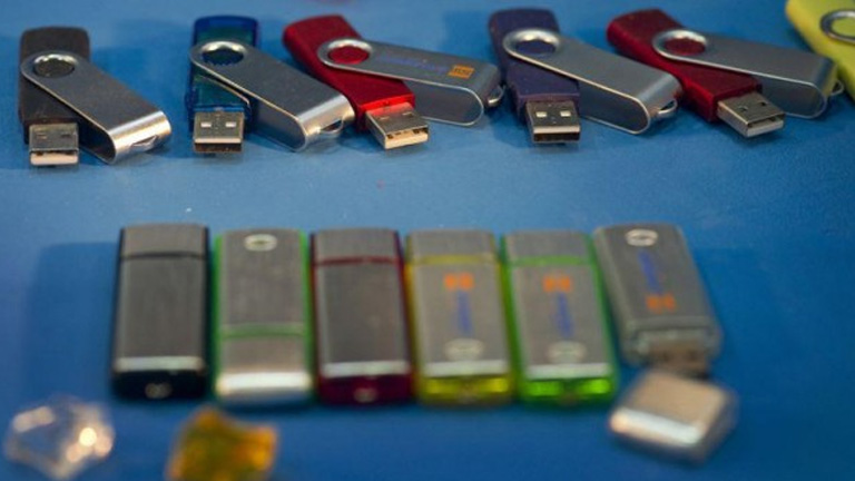 Clés USB virus boite aux lettres Clés USB virus boite aux lettres