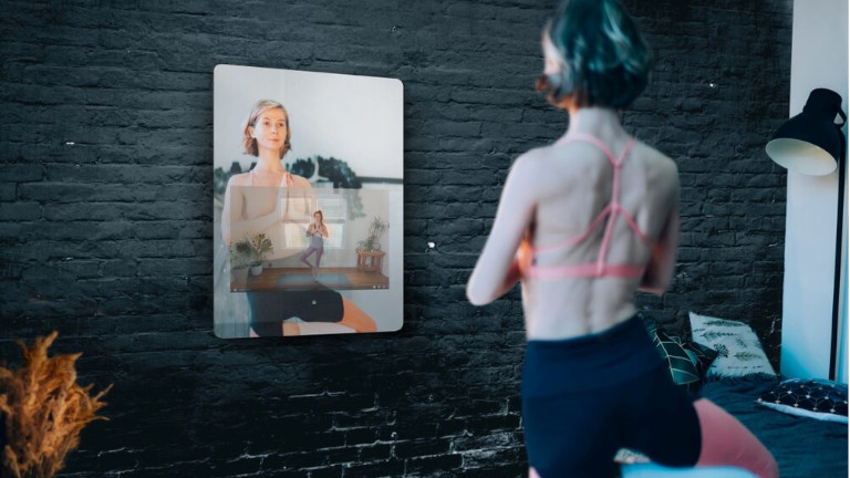 Hilo XL miroir intelligent yoga entrainement