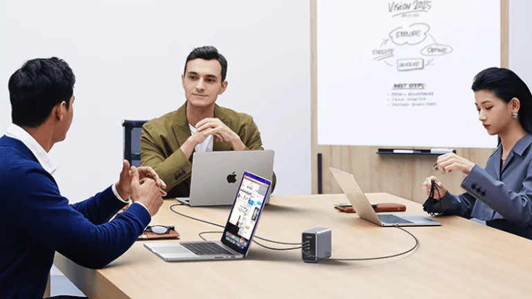 Station recharge UGREEN Nexode 300W